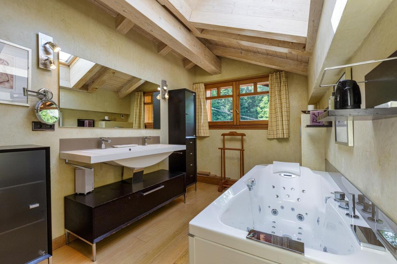Chalet Galadhrim Chamonix Mont Blanc Valley Ле Уш Екстериор снимка