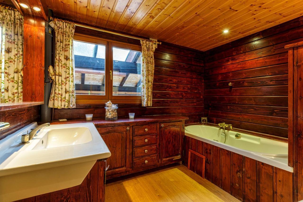 Chalet Galadhrim Chamonix Mont Blanc Valley Ле Уш Екстериор снимка